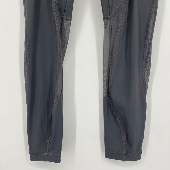 Lululemon Run Smoothly 7/8 Tight Titanium Gray Size 10 Nulux Mesh - Picture 4 of 12